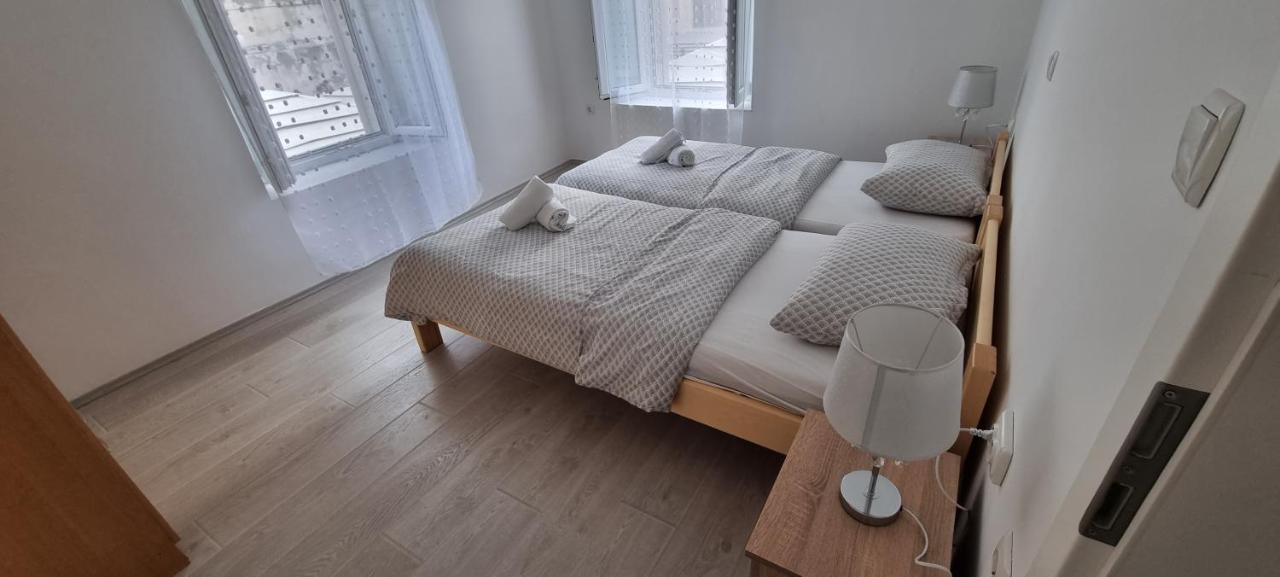 Apartments Vlaho Dubrovnik Bagian luar foto