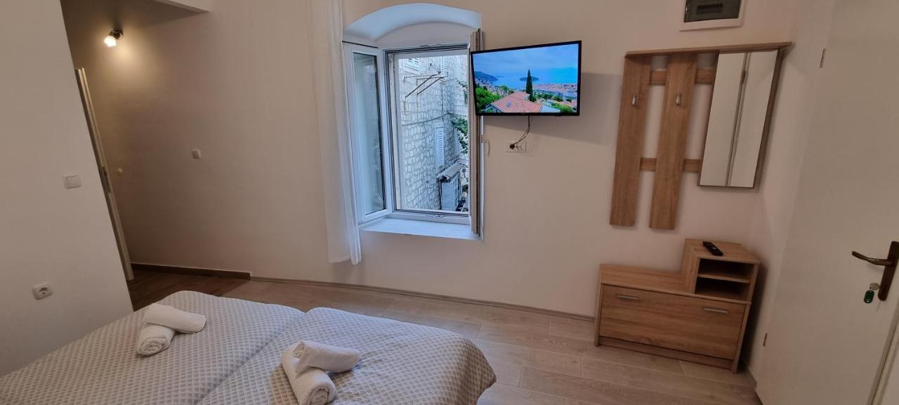 Apartments Vlaho Dubrovnik Bagian luar foto
