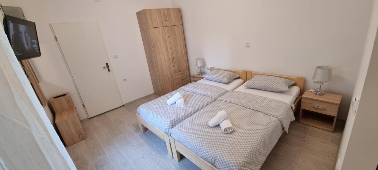 Apartments Vlaho Dubrovnik Bagian luar foto